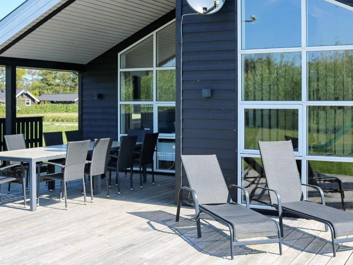 8 Person Holiday Home In Hadsund Exterior photo